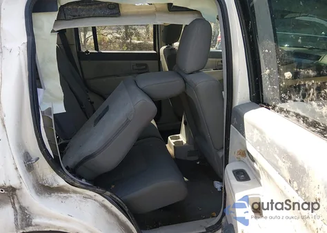 2008 Jeep Liberty Sport z USA, uszkodzony, nr VIN 1J8GN28K78W103113